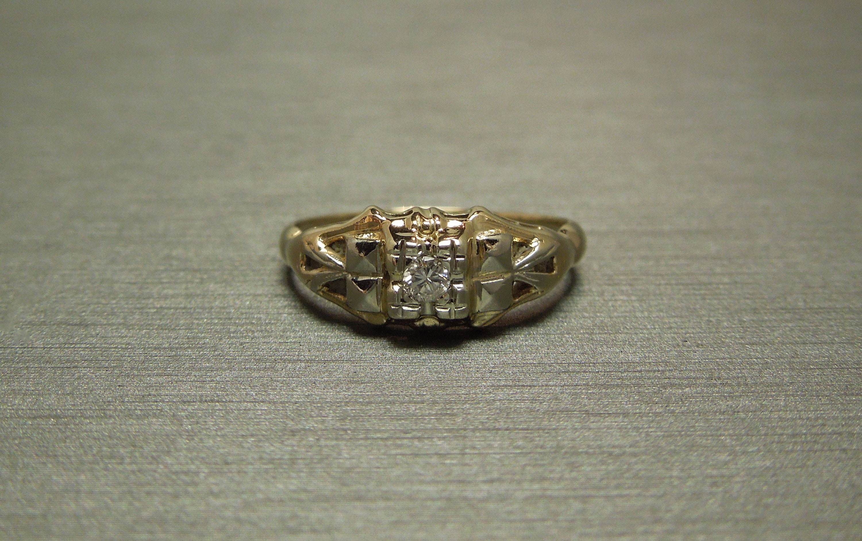 Pieta　Ocarina１C EXcellent Piaget - 18K Yellow Gold 9559 D Hexagonal Vintage Ladies