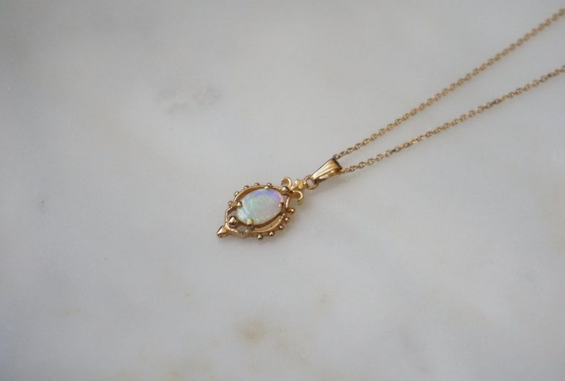 Opal Necklace & Earrings Set / Vintage Estate C1970 14K Gold Victorian Style Fire Opal Pendant Necklace and Earrings Set / Vintage Opal Set bild 6
