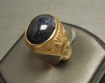 Unisex / Men's Antique Estate C1940 Egyptian Hand Engraved 18K Gold 10 carat Star Sapphire Solitaire Statement Ring Sz 8.5