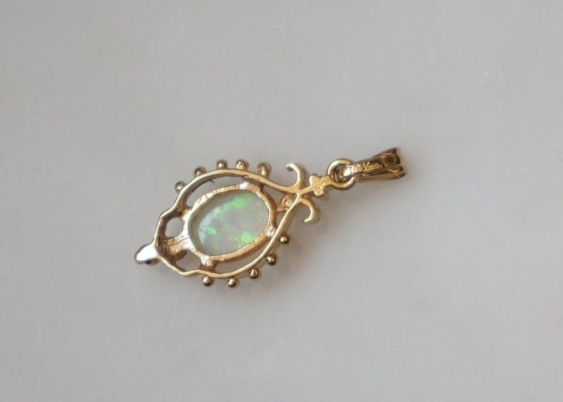Opal Necklace & Earrings Set / Vintage Estate C1970 14K Gold Victorian Style Fire Opal Pendant Necklace and Earrings Set / Vintage Opal Set bild 9