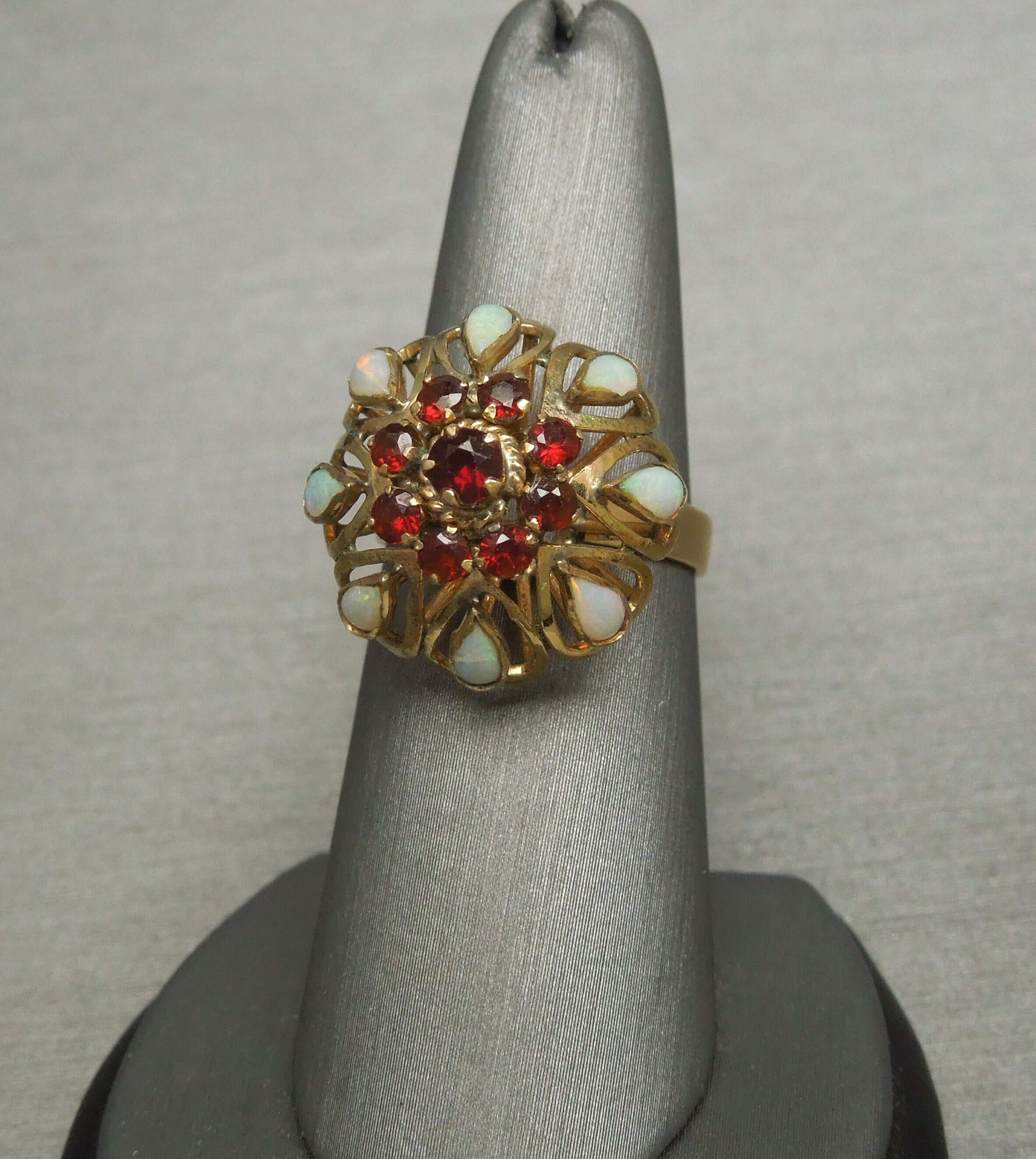 Vintage 14K Yellow Gold Crystal Fire Opal Dome Ring Size 5