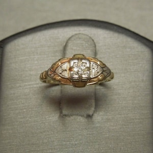 Antique Art Deco Estate C1930 14K White Yellow Gold 0.06ct J VS2 SI1 Old Round European cut Diamond Solitaire Engagement Ring Sz 6