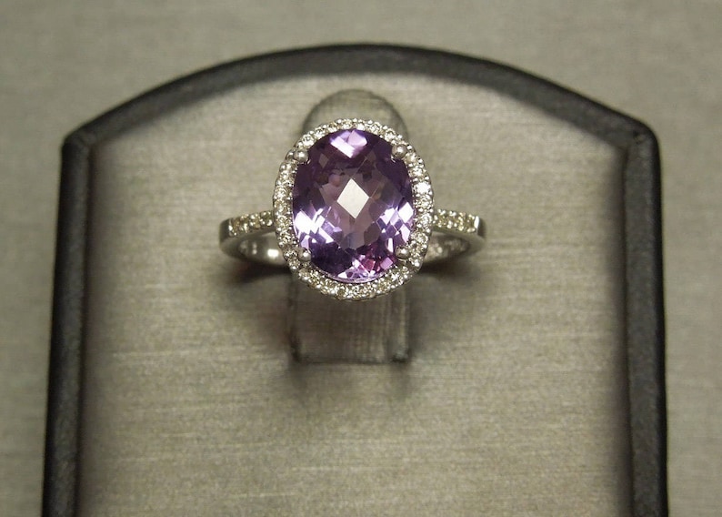 Estate 14K White Gold 3.76TCW Oval Multi-Faceted Amethyst Solitaire & Diamond Halo Engagement Ring Sz 6.5 image 1