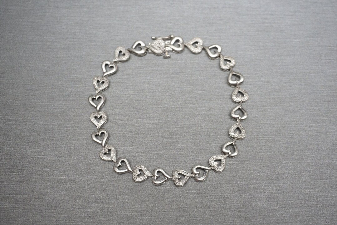 【タイムセール】HUMAN MADE HEART SILVER BRACELET Human Made - Heart Silver Bracelet | HBX - Globally Curated