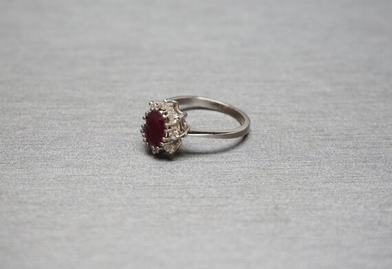 Vintage Ruby Halo Ring / Vintage Estate C1970 14K… - image 2