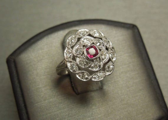 Antique Estate C1930 Platinum 1.00TCW Bezel Cushi… - image 5