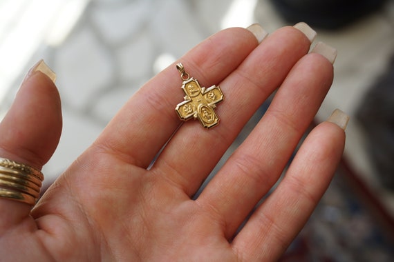 14K Gold Four Way Cross / Unisex Vintage Estate C… - image 7