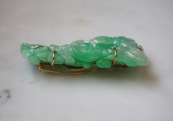 Vintage Jade Carving Brooch / Mid Century Estate … - image 7