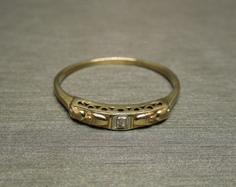 Antique Pre Art Deco Estate C1920 14K White Yellow Gold Milgrain 0.02ct Round Single cut G VVS1 Diamond Wedding Band Promise Ring Sz 8.5