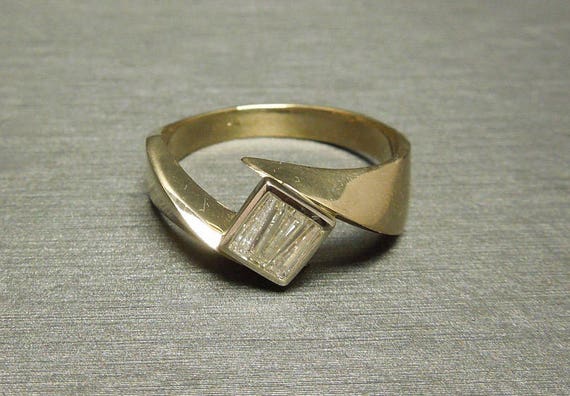 Unisex Vintage Retro Estate C1970 14K Gold 0.30TC… - image 5