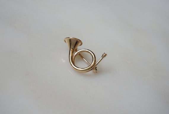 14K Gold French Horn Pin / Vintage Estate C1970 14K Gold French Horn Lapel Pin / Small Gold French Horn Pin  0.75" View 2