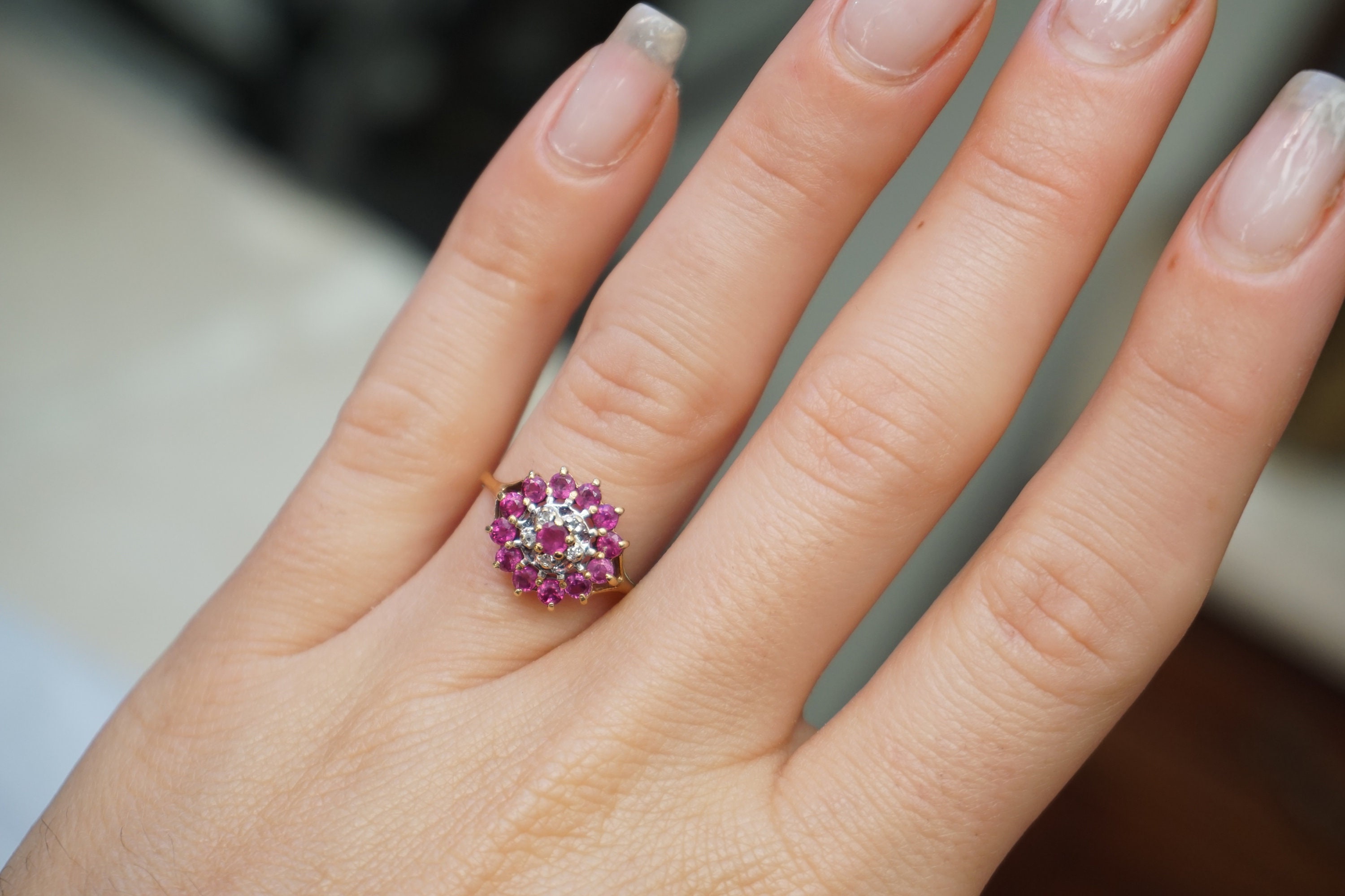 14K Ruby Flower Ring / Vintage Estate C1970 14K Gold 0.75TCW