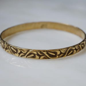 Gold Lily Bangle / Vintage Estate C1950 Gold Vermeil Sterling Silver Lily Flower Eternity Bangle Bracelet / Vintage Gold Bangle  8&quot;