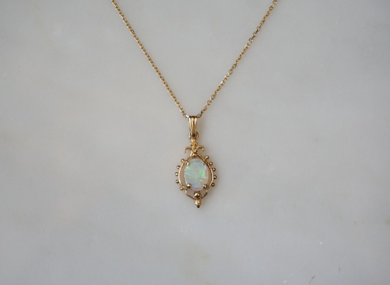 Opal Necklace & Earrings Set / Vintage Estate C1970 14K Gold Victorian Style Fire Opal Pendant Necklace and Earrings Set / Vintage Opal Set bild 5