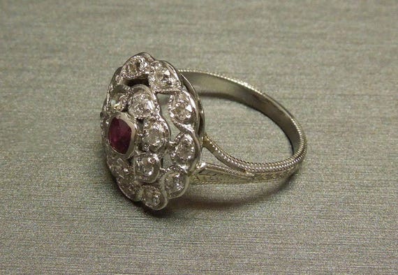 Antique Estate C1930 Platinum 1.00TCW Bezel Cushi… - image 2