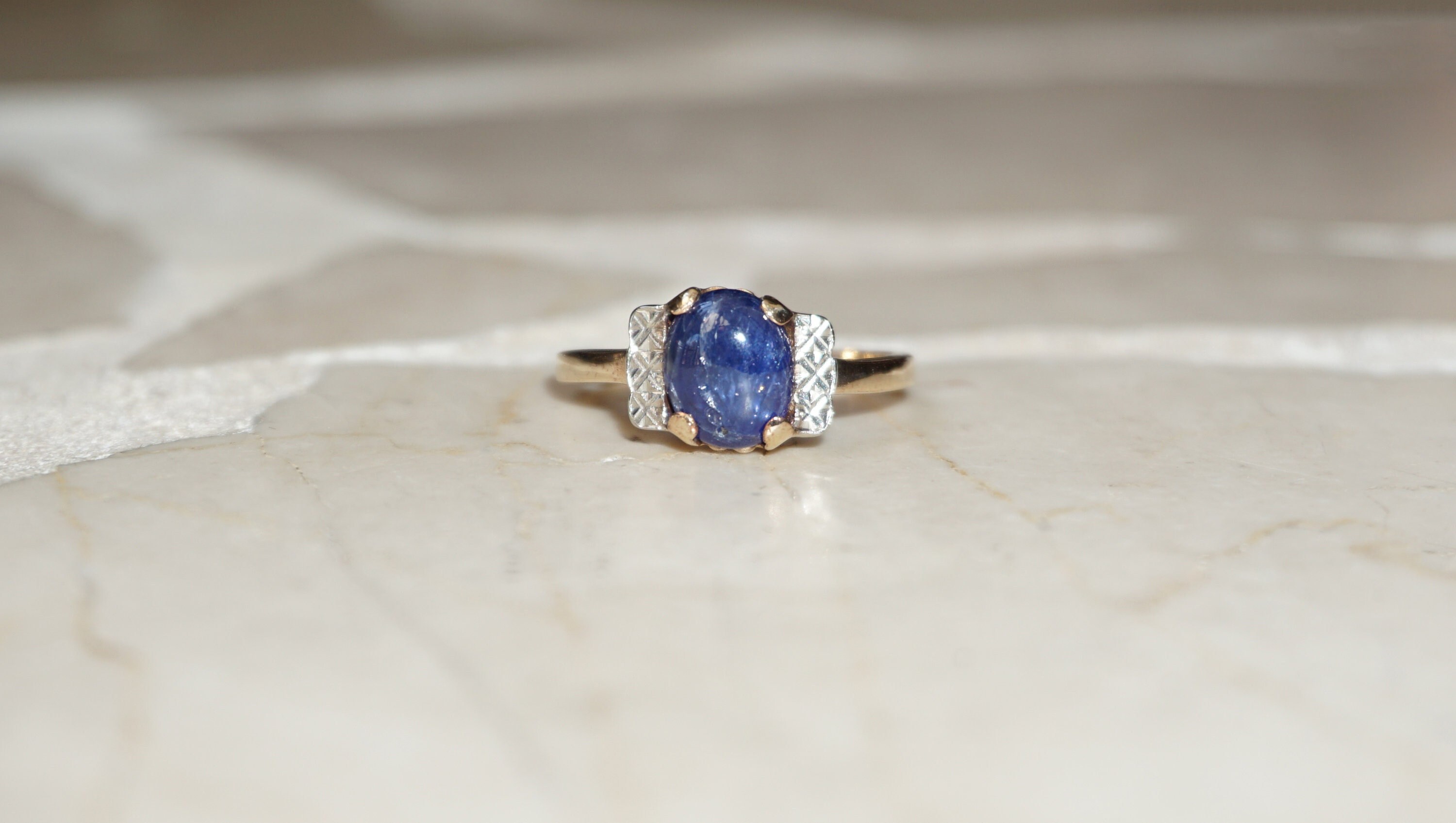 UK 1931 9ct Art-Deco Ring 10号 9ct Yellow Gold & Platinum Art Deco Sapphire and Diamond