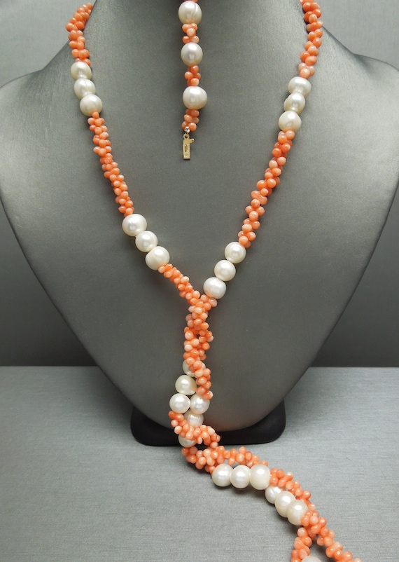 Vintage Estate C1970 14K Gold Natural Coral & Pear