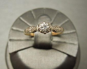 Antique British Estate C1910 '10CT' 10K White & Yellow Gold 0.03ct Single cut Diamond Solitaire Ring / Petite Engagement Ring  Sz 5.5