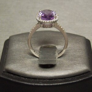 Estate 14K White Gold 3.76TCW Oval Multi-Faceted Amethyst Solitaire & Diamond Halo Engagement Ring Sz 6.5 image 5