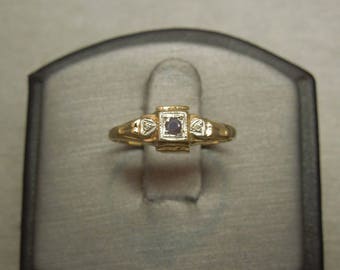 Antique Pre Art Deco Estate C1930 14K White Yellow Gold 0.06TCW