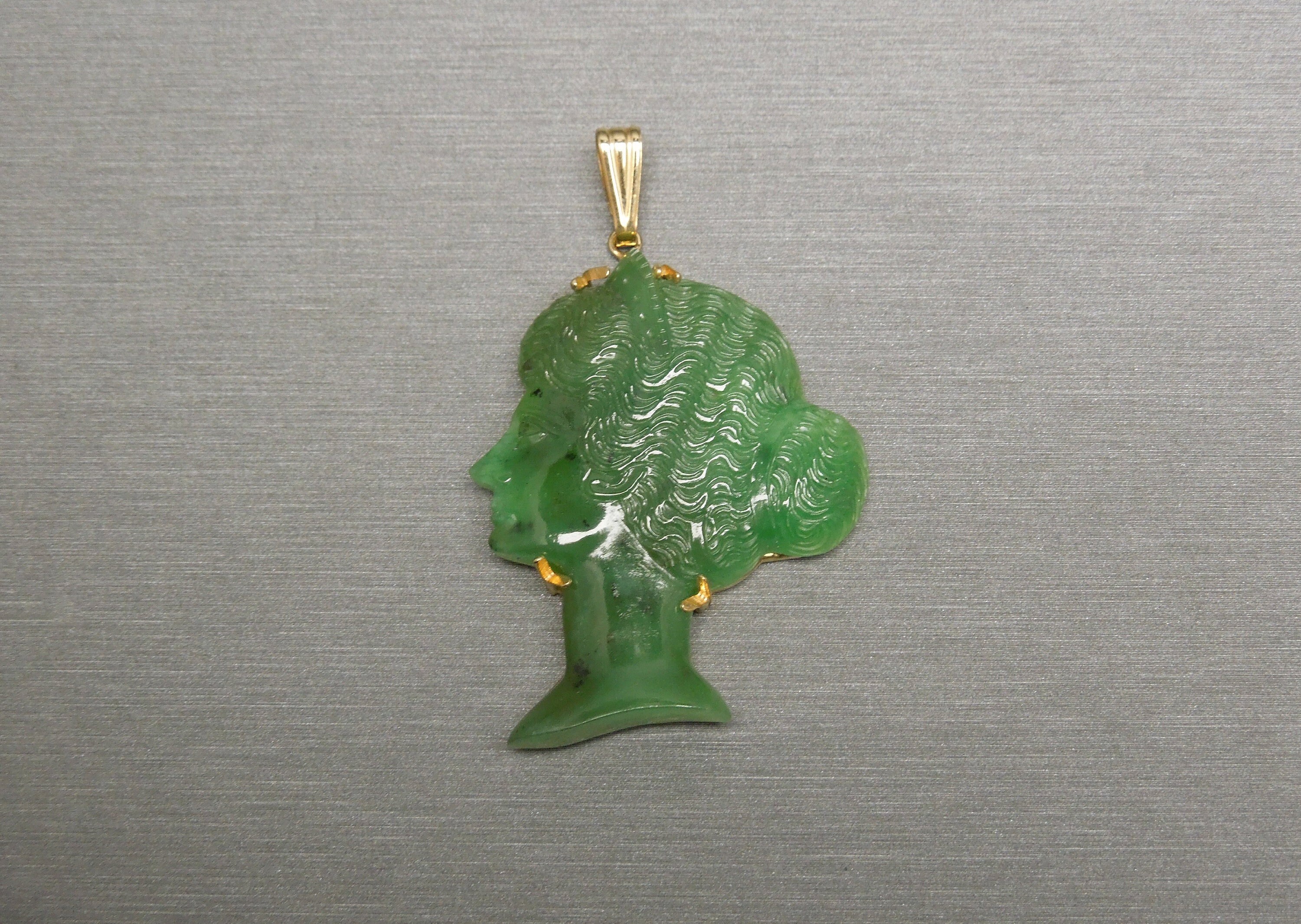 Diamond Frame GuanYin Jade Pendant (14K) – Popular J