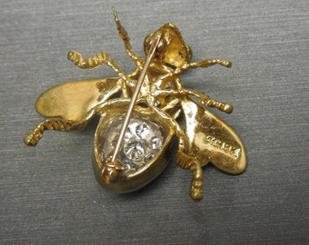 Vintage Diamond Bee Pin / Mid Century Estate C1960 18K Gold
