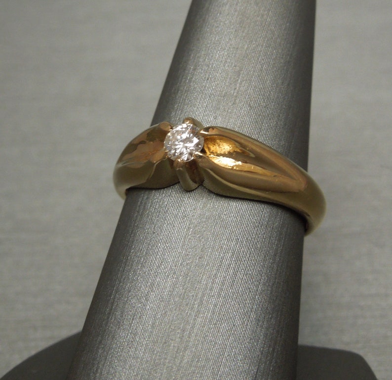 Unisex / Men's Antique Estate C1940 14K Gold 0.33ct Round Brilliant Diamond Solitaire Gypsy Ring Sz 9 image 3