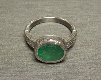 Vintage Estate C1980 Roman Style 18K White Gold 2.80TCW Bezel set Oval Emerald Solitaire & Diamond Engagement Ring Sz 6.25
