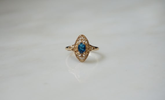 10K Gold Apatite Ring / Vintage Mid Century Estate C1960 10K Gold Filigree 0.44 carat Oval cut Blue Apatite Shield Navette Ring  Sz 6.25