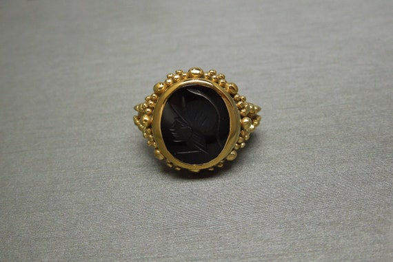 Onyx Intaglio Ring / Unisex Vintage Estate C1970 … - image 7