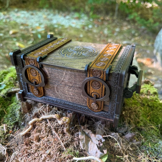 Memento Box: "Gaelic Bonds" - Celtic-themed Handcrafted Wooden Chest, Laser-engraved Artwork, Keepsake Box, Jewelry Box, Customizable Colors