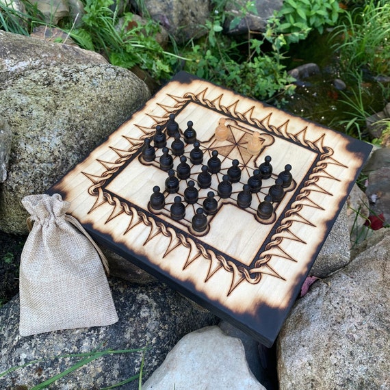 Asalto Game: 19th Century Traditional 'Hunt-style' Board Game, Victorian Era Strategic Tactical Game - handcrafted from wood & customizable