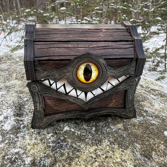 Mimic Box: “Nibbler" - Fantasy-themed Wooden Treasure Chest, Laser-Engraved & Handcrafted - MADE TO ORDER