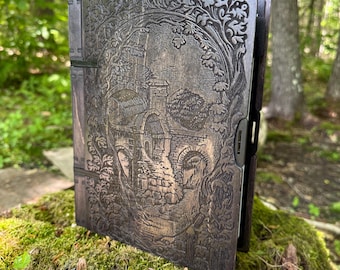 Gaming Binder: Wooden A5-Sized Campaign Notebook, Journal Book, Laser-Engraved Artwork, Customizable - MADE TO ORDER