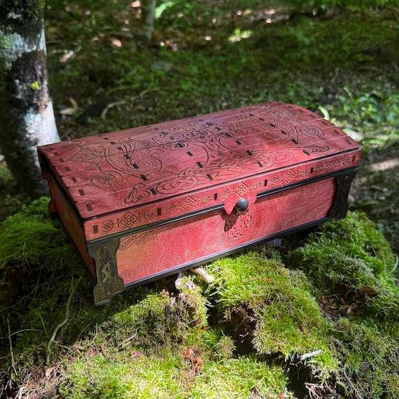 Keepsake Chest: "Ratatöskr's Message"; Laser-Engraved Box, Nordic-themed Artwork, Handcrafted Wooden Chest w/ magnetic lid & velvet interior
