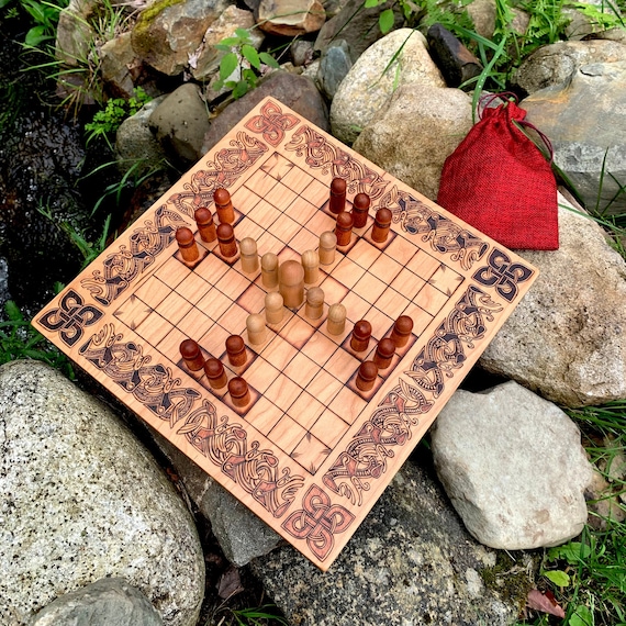 Hnefatafl Board Game: 9x9 square grid - historic Finnish Tablut & modern Papillon's Escape variants, Handcrafted Wooden Game – Customizable