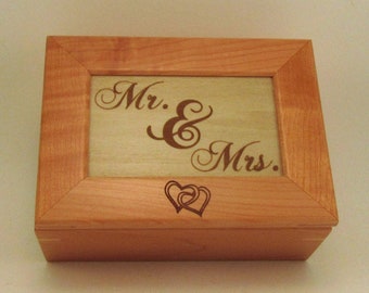 Mr. & Mrs. Personalized Wedding Keepsake Box