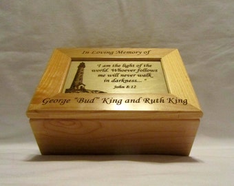 Caja conmemorativa de madera personalizada