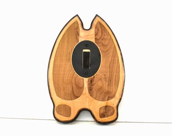 Deer Track Plaque with Skull Hanger- Hardwood