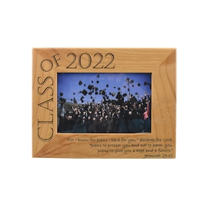 Jeremías 29:11 Marco de madera grabado personalizado- Regalo de graduación para el mejor amigo- Regalo de graduación de la escuela de derecho- Graduación de la escuela de medicina