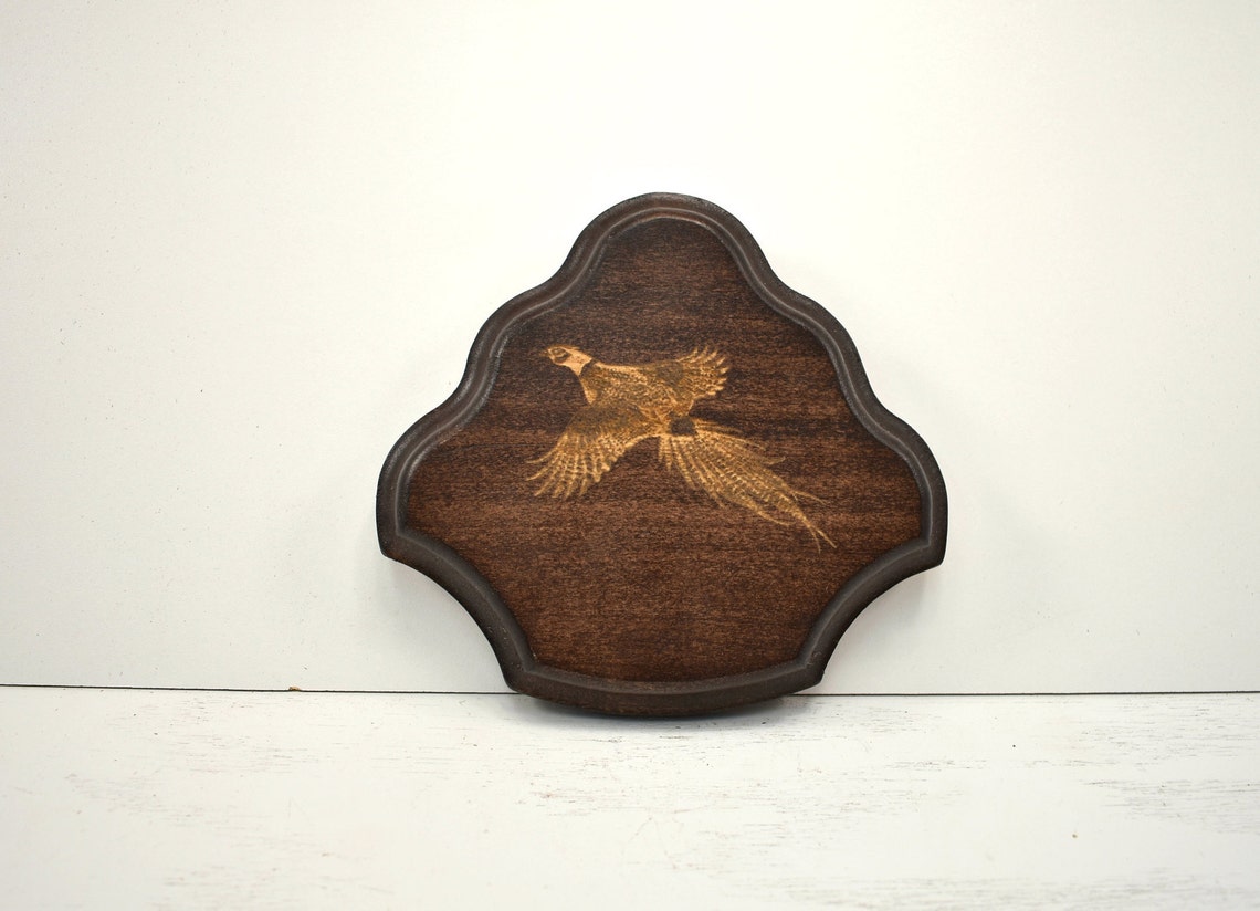 Whitetail Woodcrafters Standard Hardwood Pheasant Mounting Plaque – 6x5.5x0.75 Inches