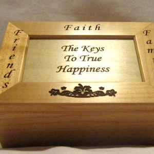 Llave de la felicidad Caja de recuerdo de madera personalizada