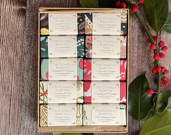 Festive guest soap gift set, 10 Merry Christmas soaps in Christmas papers for holiday guests, stocking fillers or Advent calenders