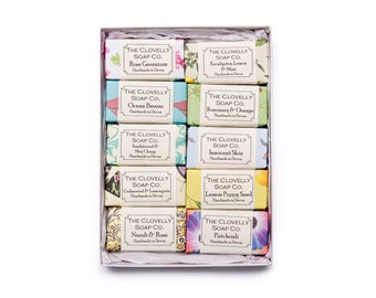 10 Guest Soap Gift Set with Selection of Natural Vegan Soap Bars - Essential Oil Soap - 10 x 30g bars