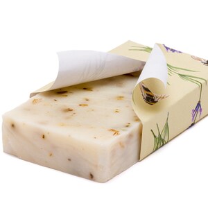 Lavender Natural Vegan Soap Bar - Handmade in England image 2