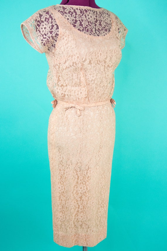 1950s XS Blush Lace Wiggle Dress 24 W - image 8