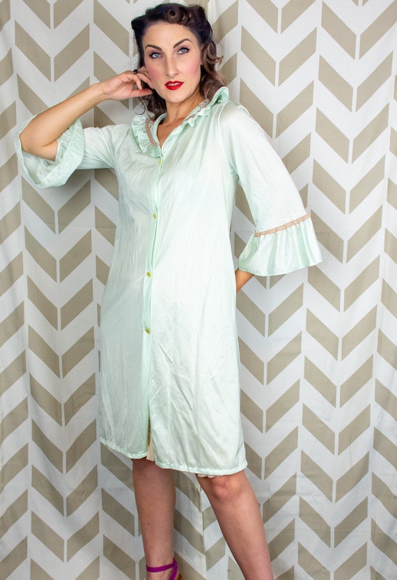 1950s Night Robe - Pale Green Robe - 1950s Peigno… - image 2