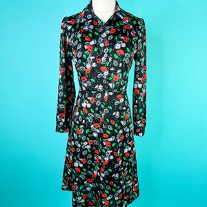 Vintage 1970s Black Floral Dress 30 32 Waist M/L