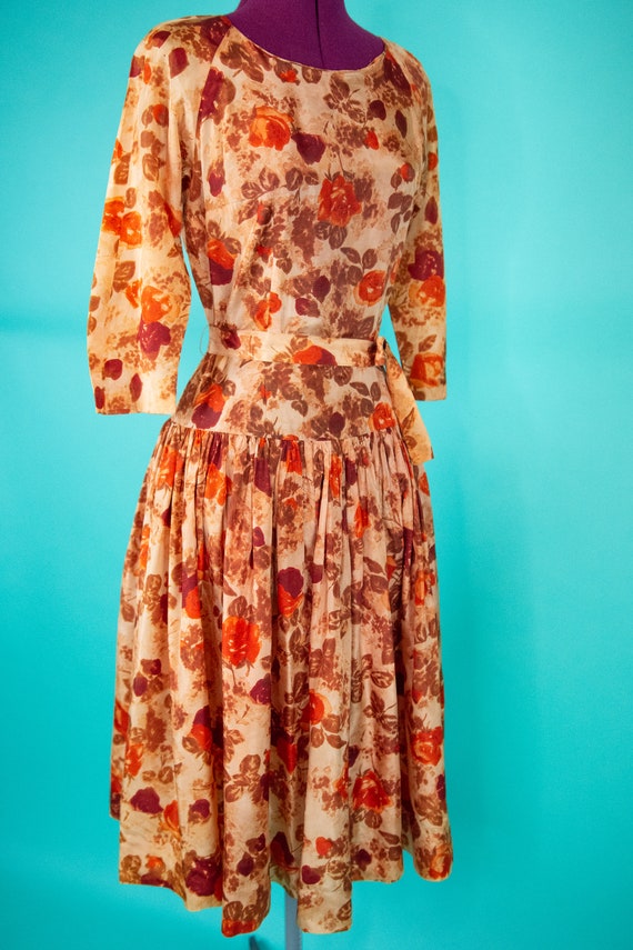 Vintage 1950s Floral Dress Copper Red XS 22 24 wa… - image 7