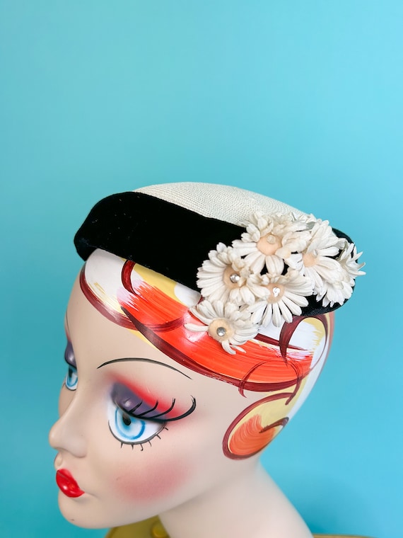 50s White and Black Fascinator Hat